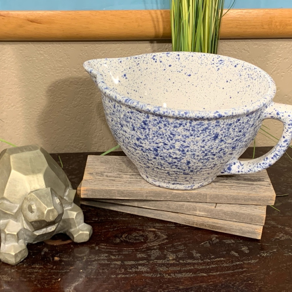 Blue and White Bakeware Set for Your Kitchen